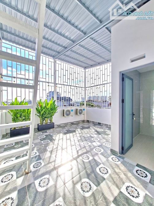 Căn nhà đẹp siêu rộng ngay Phạm Văn Hai, Tân Bình. Giá: 3 Tỷ 290 / 70m2. SHR, hẻm thông - 9