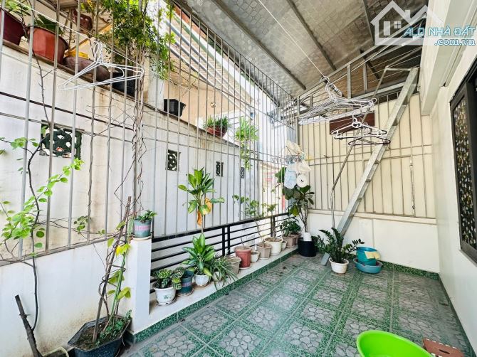 CỰC HIẾM – NHÀ ĐẸP LÁNG HẠ – 20M RA Ô TÔ – TRUNG TÂM BA ĐÌNH – 41,4m2 X 6 TẦNG GIÁ 9,6 TỶ - 9
