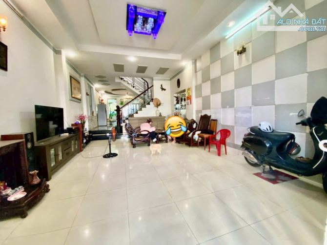 MẶT TIỀN 4 TẦNG ĐÚC TÂN CHÁNH HIỆP QUẬN 12 GIÁ RẺ 7.2 TỶ - 9