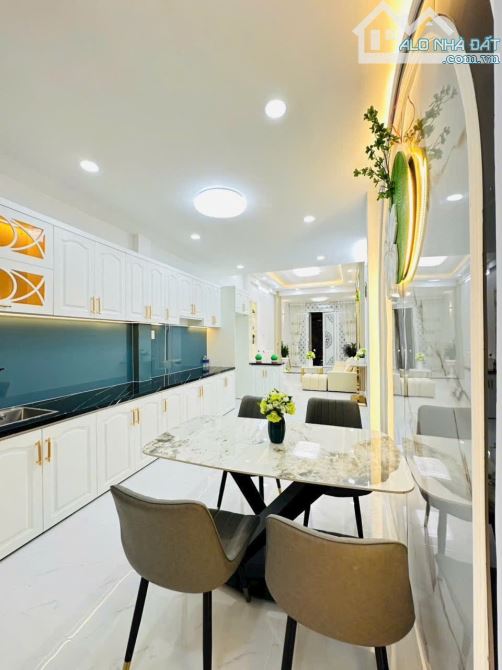 BÁN NHÀ  HXH ĐÀO TÔNG NGUYÊN - 70M2 - 3pn - 4,68 TỶ - 9