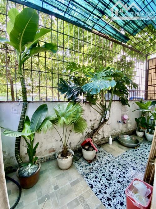 MẶT TIỀN 4 TẦNG ĐÚC ĐƯỜNG TCH08 QUẬN 12 GIÁ RẺ 7 TỶ DIỆN TÍCH 100M2 (5x20) - 9