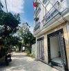 BÁN GẤP, NHÀ DI TRẠCH, 34M2X5T, Ô TÔ ĐỖ CỬA, NGÕ NÔNG, GẦN PHỐ, ĐÔ THỊ, CHỈ 4,3 TỶ