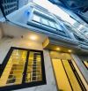 Bán nhà Phố Lạc Long Quân 33m2 tặng full nội thất