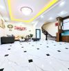 BÁN NHÀ DỊCH VỌNG HẬU, CẦU GIẤY 51M² –X6 TẦNG X MT 5M, LÔ GÓC NGÕ RỘNG, GIÁ NHỈNH 10 TỶ