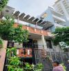 Khu compound ung văn khiêm ngang 10 dài 22 thuận tiện xây biệt thự, toà nhà building