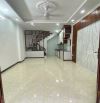 Bán nhà Thạch Bàn, Long Biên 30m2, 5 tầng, ô tô đỗ gần, 5.75 tỷ