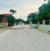 Cần tiền ván gấp 70m thông Đông Tảo. Xã Hoàn Long. Đường oto thông các ngả. Chỉ2,8 ty