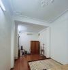 Cho thuê nhà ngõ 1194 Đường Láng, Láng Thượng , Đống Đa, Hà Nội. DT 40m2 x 3 tầng, giá