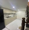 BÁN NHÀ BÁT KHỐI – 5 TẦNG – 30M² – 5,15 TỶ – Ô TÔ ĐỖ CỔNG – Ở NGAY