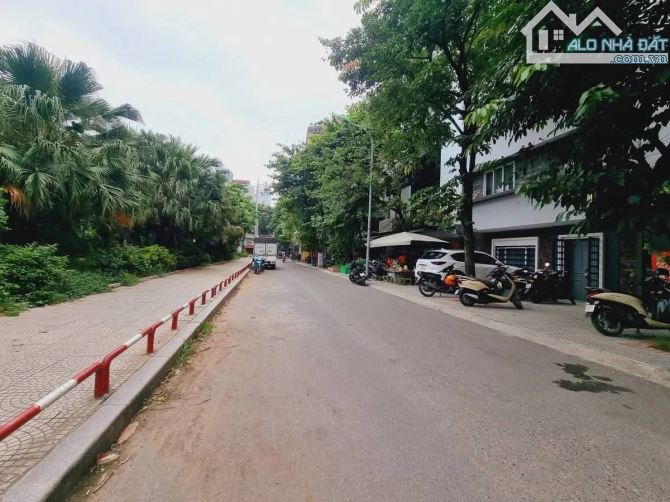 NHÀ MỚI NGUYỄN LƯƠNG BẰNG - ĐỐNG ĐA - 53M - 32 TỶ - THANG MÁY XỊN - Ở NGAY - KINH DOANH -