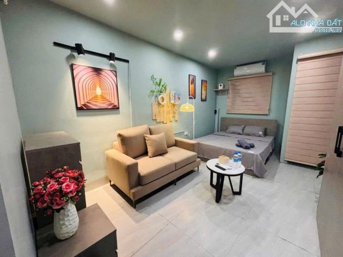 Siêu Phẩm CCMN Mễ Trì 60m2 - 9 tầng - 15pkk full nội thất - lh ngay e Chi