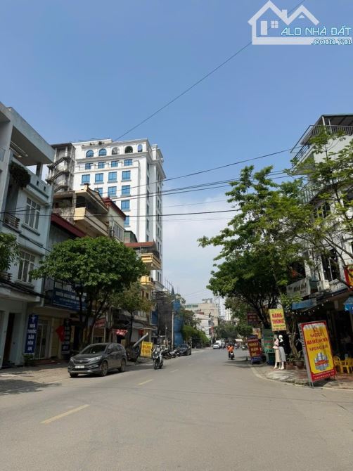 BÁN NHÀ PHÂN LÔ TRẦN QUỐC HOÀN THANG MÁY KINH DOANH NGOẠI NGỮ Ô TÔ NGỦ NHÀ 65M 6T NHỈNH 16