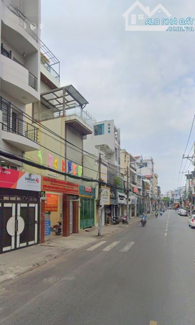 BÁN GẤP BIỆT THỰ VƯỜN 5 TẦNG THANG MÁY – HUỲNH VĂN BÁNH PHÚ NHUẬN – HẺM OTO – CHỈ 36.9 TỶ