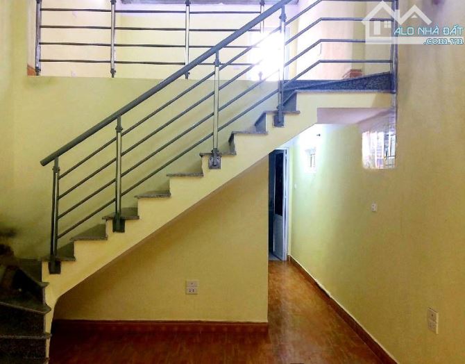 NHÀ Ở RẤT LỘC THANH AM,CHỦ ĐÃ MUA NHÀ TO HƠN NÊN CẦN BÁN - DT:51M, TẶNG NHÀ CẤP 4 - DÒNG T