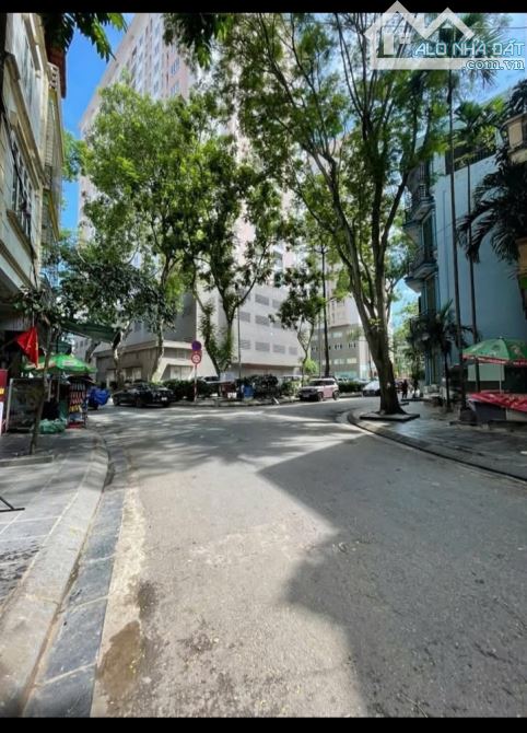 Cần bán gấp nhà 5tầng Trần Điền mặt ngõ ô tô chánh đỗ kinh doanh vỉa hè rộng rãi