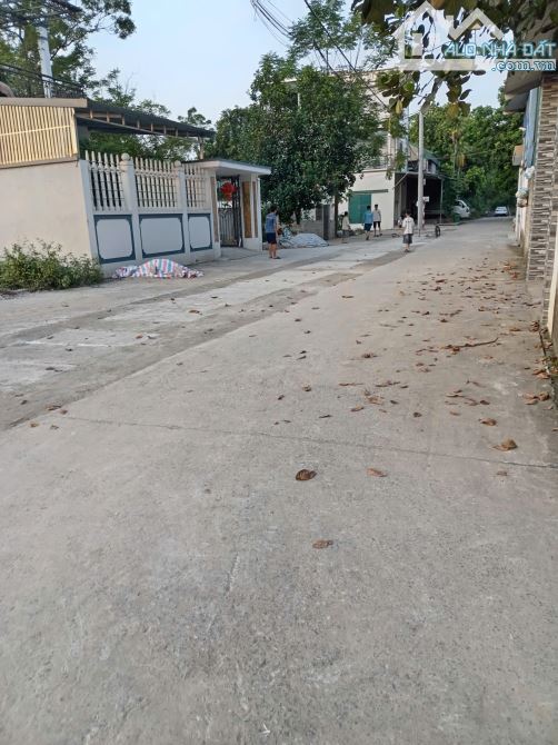 Bán 86m2 Kim Quan _ Thạch Thất, giá 2 tỷ 550 triệu