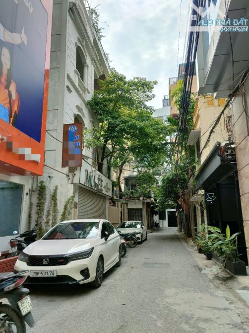 Bán nhà ngõ 71 Láng Hạ - 28 Tỷ - 61m - 6 tầng - Thang máy - Ô tô tránh