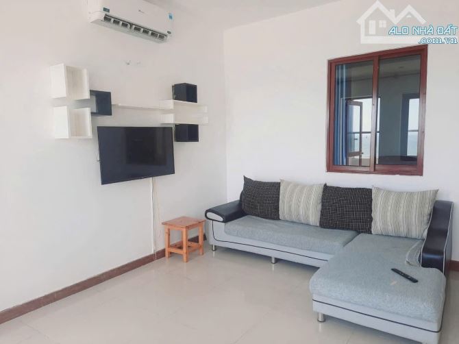 Cho thuê chung cư Sơn Thịnh 1 diện tích 135m2 3PN 4WC view biển full nội thata