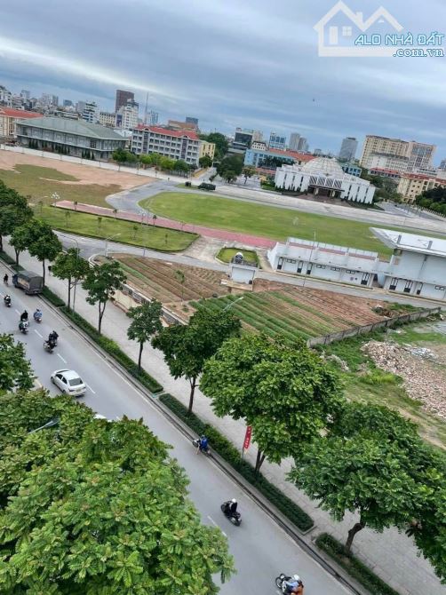 BÁN NHÀ BUILDING MẶT PHỐ LÊ TRỌNG TẤN .. DT 181 M . NHÀ 8 TẦNG . LÔ GÓC KINH DOANH