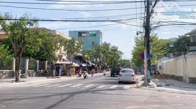 Chính chủ bán đất mặt tiền đường Trần Xuân Lê , Sát Hà Huy Tập , Vị Trí Quá Đẹp
