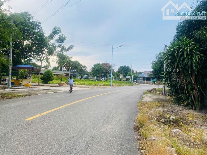Siêu Phẩm Trung Tâm 7x28(184m2) 144m2 Thổ Cư Nguyễn Bỉnh Khiêm Tân An Giá Cực Rẻ
