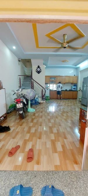 Bán nhà Đằng Hải 3 tầng về ở ngay