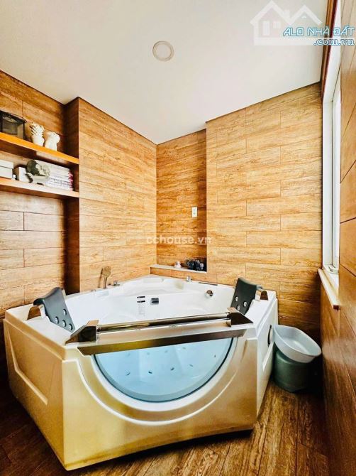 Biệt thự mini hẻm xe hơi cách Mặt tiền vài bước chân