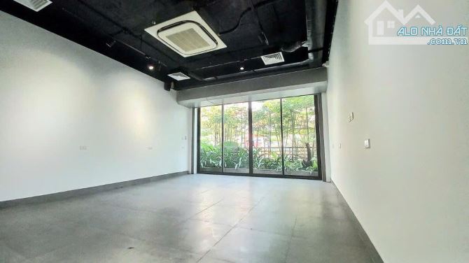 MẶT TIỀN 9.4M-TÒA NHÀ MẶT PHỐ NGUYỄN CHÍ THANH–8 TẦNG HIỆN ĐẠI