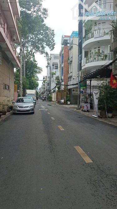 Hơn 3 tỷ nhà 4 tầng đường số 4 cư xá đô thành quận 3