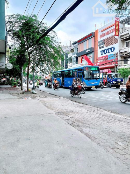 CHÍNH CHỦ CẦN BÁN MẶT TIỀN ĐINH BỘ LĨNH – BÌNH THẠNH DT gần 100m² • 5 TẦNG GIÁ 20.5 TỶ TL