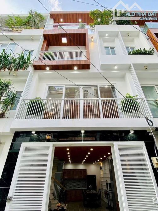 KẸT TIỀN! Bán nhà Nguyễn Văn Lạc 2tỷ895 Dt 48m2, vị trí gần chợ Thị Nghè đi Q1 chỉ 2p