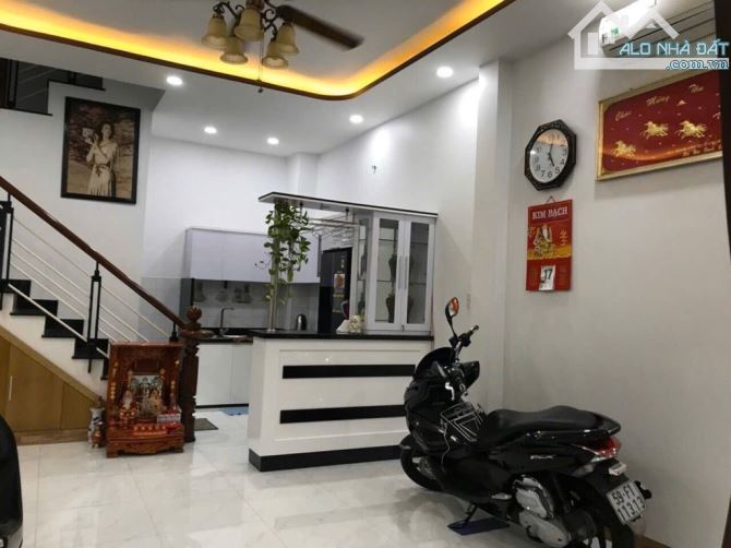 NHÀ RỘNG Lê Đức Thọ - Gò Vấp - 3 tầng - 3PN,3WC - DT38m2 - HXH 4,5m - Hơn 4 tỷ