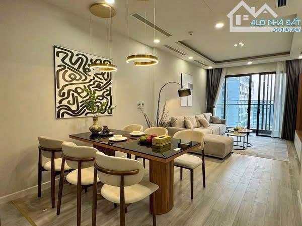 Cần bán nhanh căn hộ 2N2VS tại Goldmark-Hồ Tùng Mậu 83m2. View thoáng mát sẵn sổ 5 tỷ 9