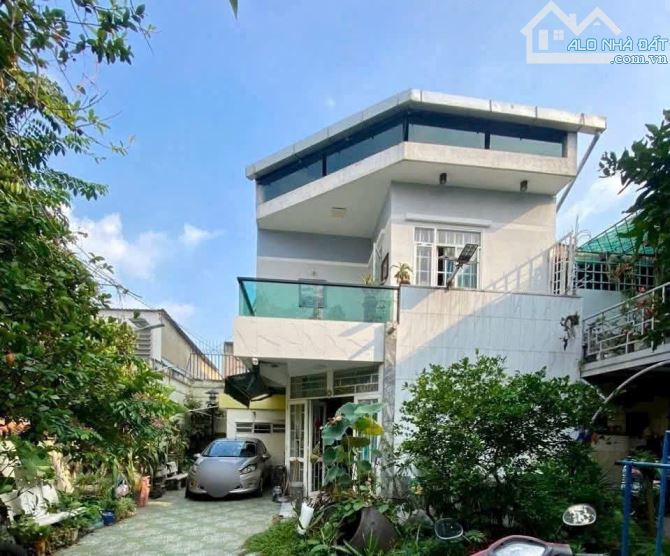 BIỆT THỰ SÂN VƯỜN SIÊU RỘNG – 546,4M² – NGANG 14M – CÁCH QL13 CHỈ 200M  📐 Diện tích sử dụ