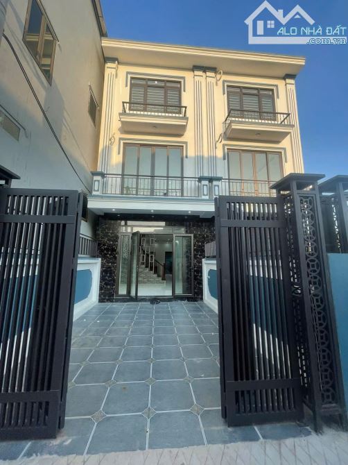 🏡 Nhà ĐÔNG LA ĐẠI THÀNH – NHỈNH 4 Tỷ - 90M2 3 TẦNG