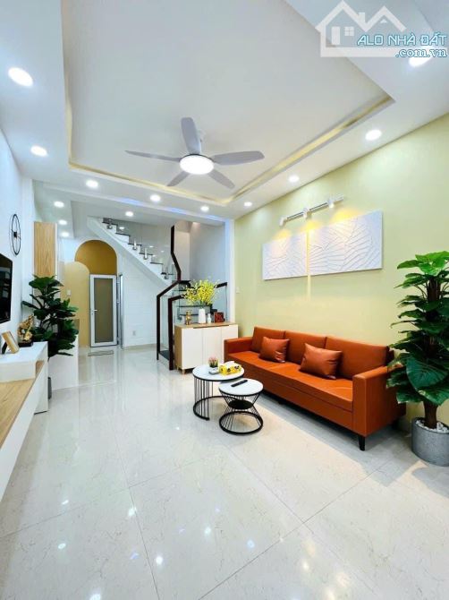 🏠 Bán nhà cạnh Chợ Hóc Môn, Đường Trưng Nữ Vương / 80,6m2 / Giá: 2 Tỷ 150 (Sổ Hồng Riêng)