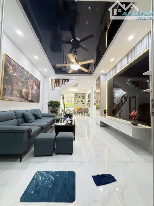 Bán nhà ngõ 81 Xã Đàn, 40m2 x 4 tầng, 8.6 tỷ