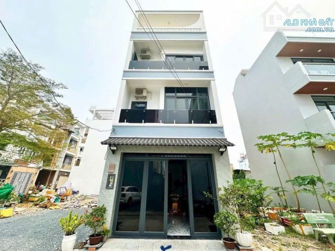 Cần bán nhanh nhà hẻm 6m Đào Tông Nguyên, NB, Dt 5x10m, 3 lầu, ST. Giá 6,15 tỷ