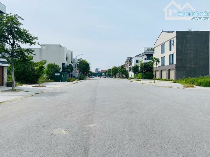 Bán đất kinh doanh đường 30m Đại Thành Nghi Phú đẹp