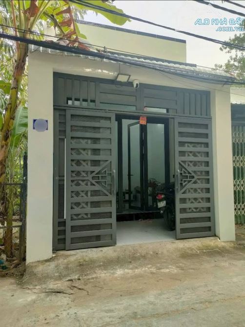 Bán gấp căn nhà Đ.Láng Cát Giồng Sao, củ chi 120m2 shr. Giá 765 Triệu
