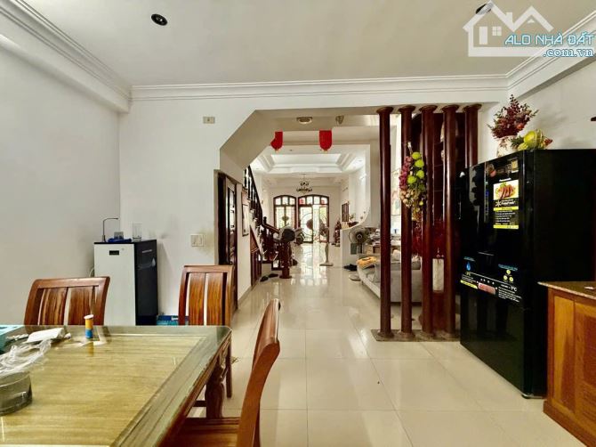 💎GẤP!NHÀ 3 TẦNG ĐẸP NỘI THẤT GỖ SANG XỊN–VỊ TRÍ VIP NGAY NGÃ TƯ DUY TÂN–NÚI THÀNH–119M²💎