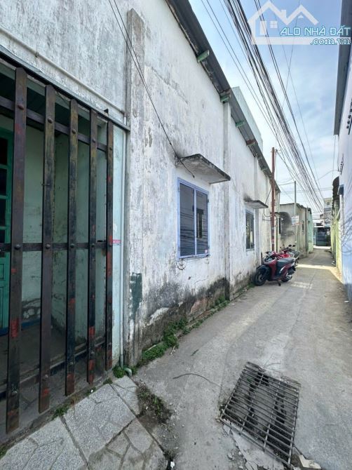 Bán nhà cấp bốn 83m2 SHR thổ cư (P. Bửu Long) chỉ 1,6 tỉ