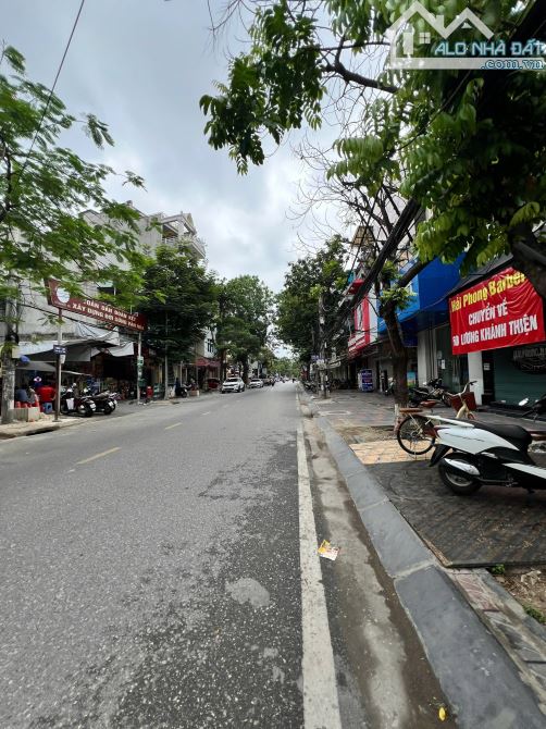 Bán nhà mặt đường thiên lôi chợ đôn giá tốt