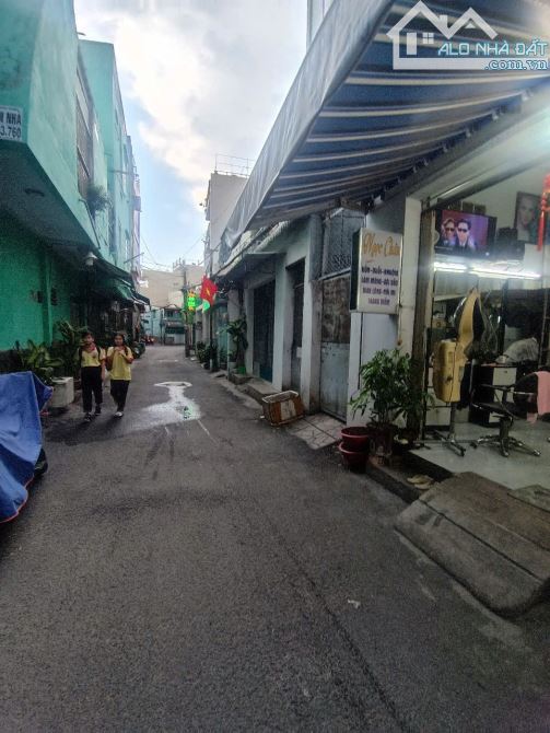 GIÁ SIÊU MỀM-NHÀ ĐẸP XÂY KIÊN CỐ-DT: 4,8Mx20M-TRỆT+1 LẦU TRỤC ĐƯỜNG QUANG TRUNG P.10 GÒ VẤ
