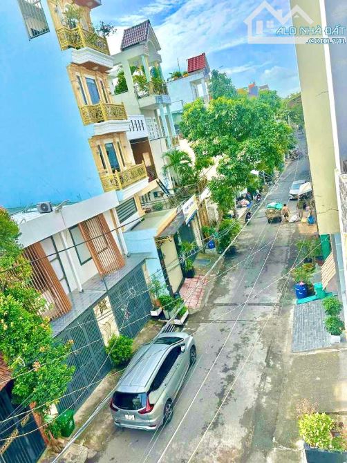 MT Hẻm nhựa 10m Lê Văn Qưới, ngay ngã tư Bốn Xã, sát Tân Phú- 3 Tầng kiên cố ở ngay- 6.3T