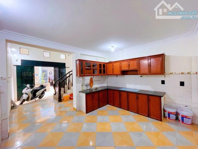 CỰC HIẾM - CỰC RẺ - CỰC TIỆN NGHI - 5 TẦNG - 45m2 4mMT 6 NGỦ - PHÚC HƯNG - HOÀNG MAI
