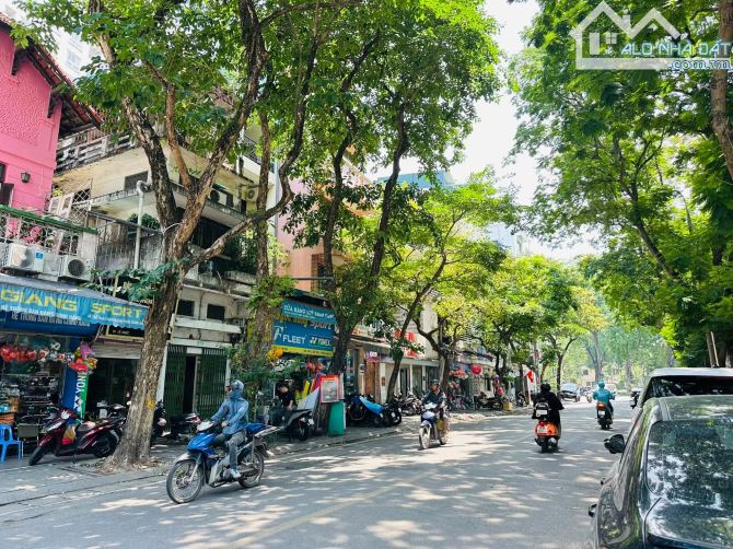 Cần bán nhà Phố TÔN ĐỨC THẮN XÃ ĐÀN Đống Đa 6T Thang Máy Nhà Đẹp Ô Tô Đỗ Cửa Kinh Doanh.
