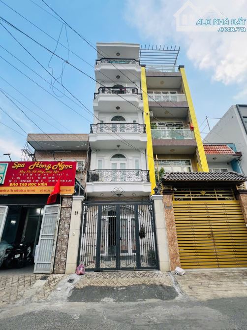GIẢM 2 TỶ BÁN GẤP NHÀ MẶT TIỀN LƯƠNG MINH NGUYỆT (4x24m) - 5 LẦU