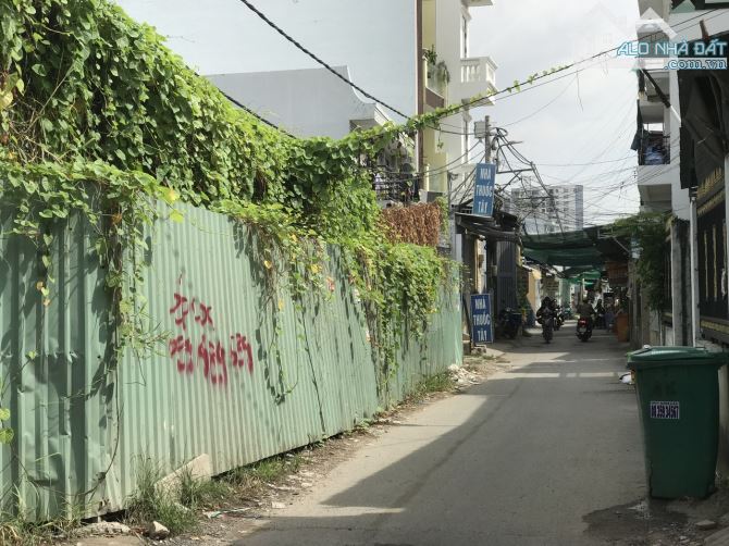 Đất vuông như A4 xe hơi tời nhà 5x14m quận 7 - giá hơn 4 tỷ