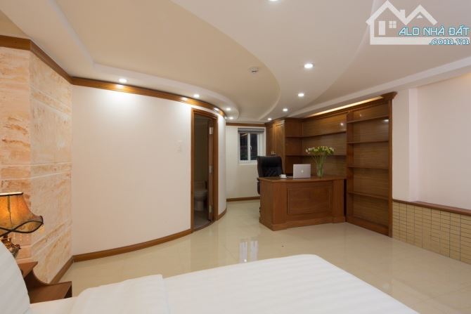Bán Toà Căn Hộ 6 Tầng, Nguyễn Văn Thoại, Biển Mỹ Khê, 80m2, dòng tiền 30tr/th chỉ 15.x tỷ